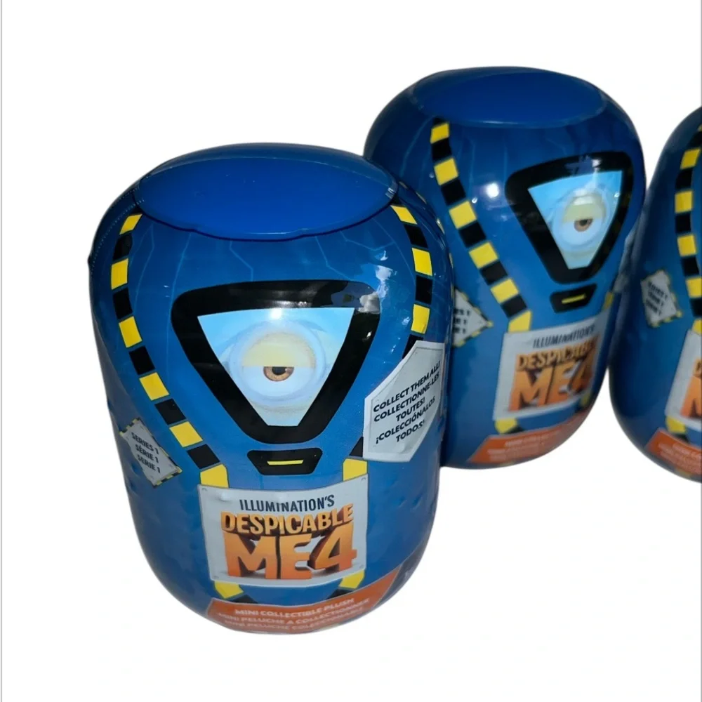Set4 - Despicable Me 4 Mini Collectible Figures